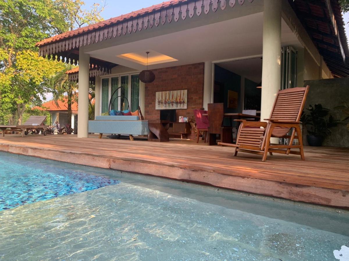 Royale Riviera Resort Private Pool Villas Пантай Ченанг Екстериор снимка